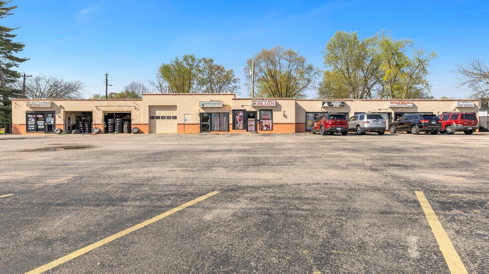 More Photos Of 10227 Lincoln Trl, Fairview Heights General Retail For Sale