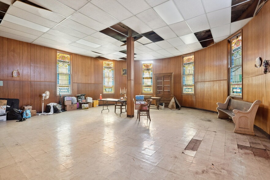 More Photos Of 301 Larimer Ave, Pittsburgh Religious Facility For Sale