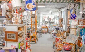 More Photos Of 2530-2534 US Route 9W, Ravena Showroom For Sale