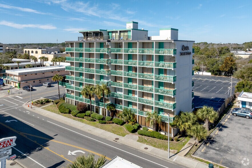 More Photos Of 1004 S Ocean Blvd, Myrtle Beach Hotel For Sale