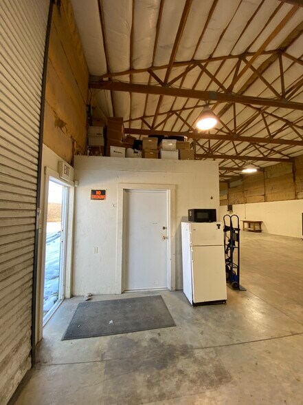 More Photos Of 7530 Hebbardsville Rd, Athens Distribution For Sale