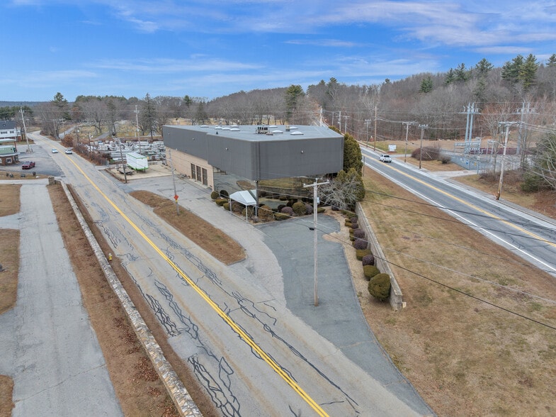 More Photos Of 2 Old Worcester Rd, Webster Warehouse For Sale