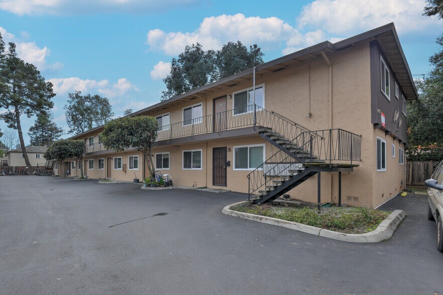 More Photos Of 365 Chiquita Ave, Mountain View Apartments For Sale