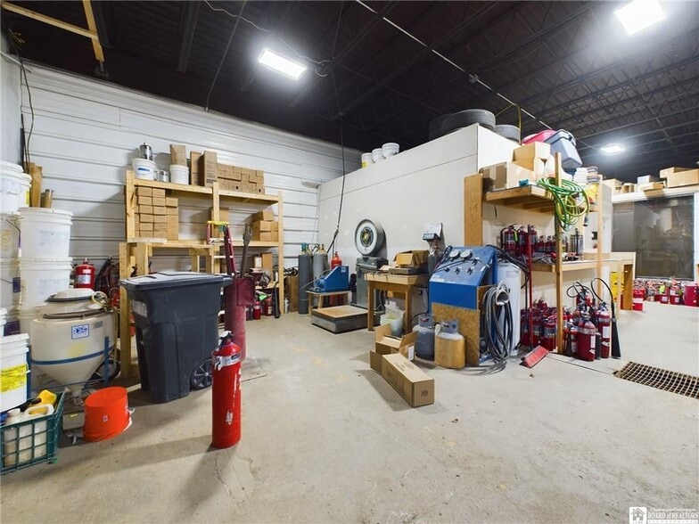 More Photos Of 1621 Washington St, Olean Auto Repair For Sale