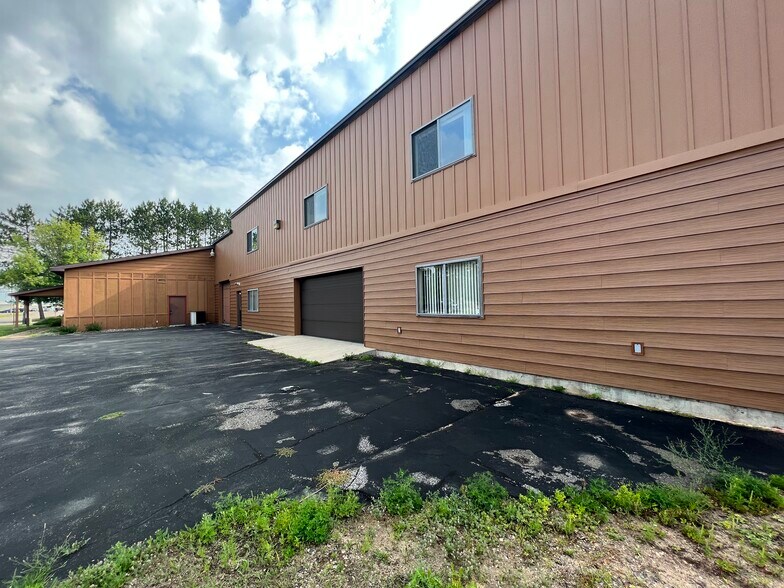 More Photos Of 701 Washington St, Rhinelander Office For Sale