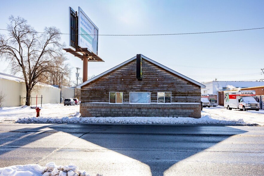 More Photos Of 1430 Main Ave, Fargo General Retail For Lease