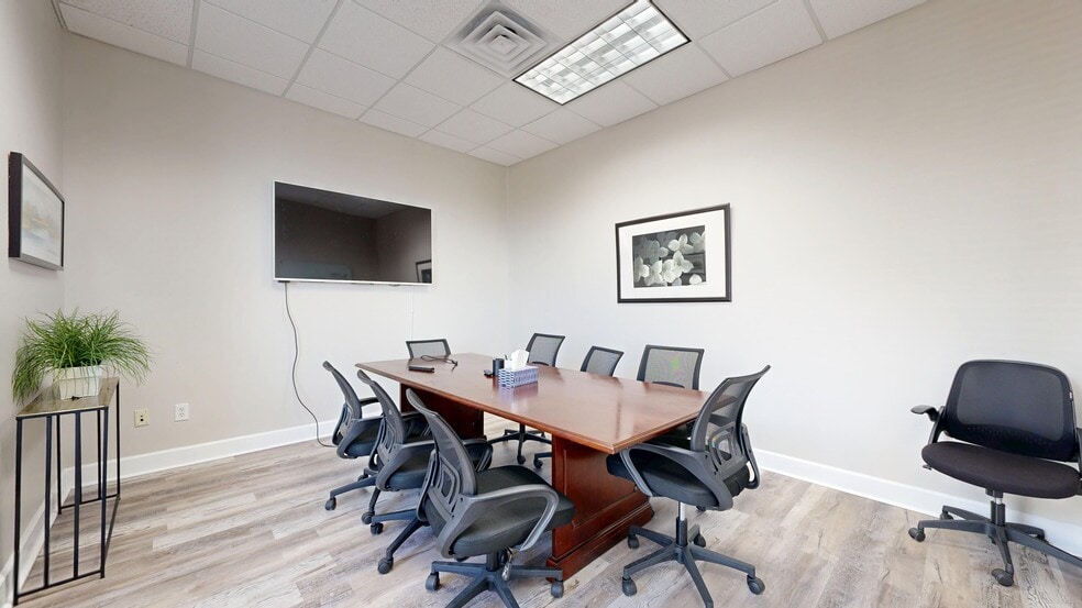 More Photos Of 975 Market St, Fort Mill Office Residential For Lease