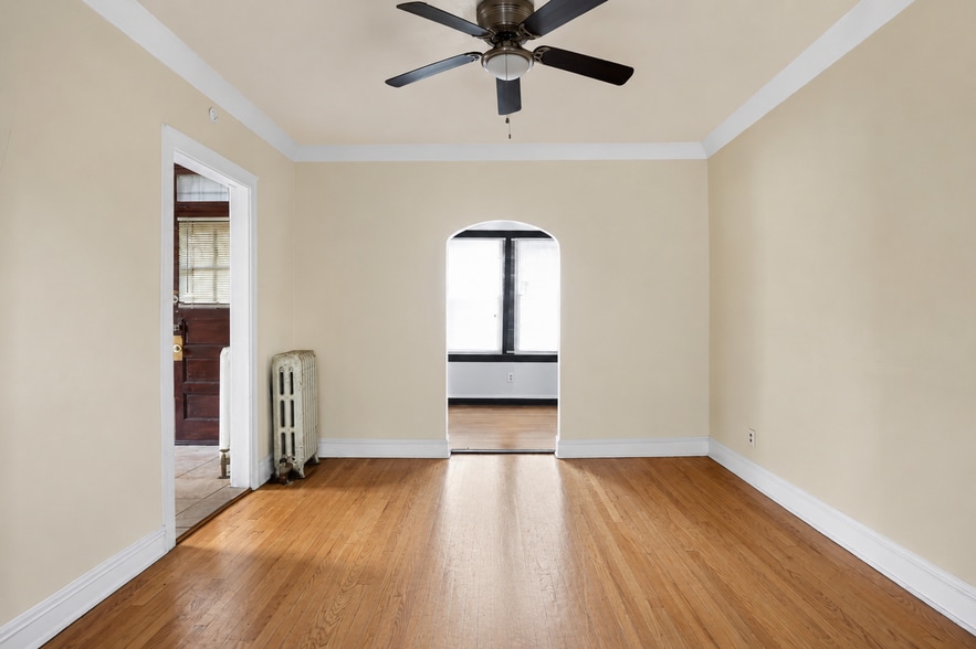 More Photos Of 1528 E 74th Pl, Chicago Apartments For Sale