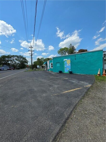 More Photos Of 1874 Grand Central Ave, Horseheads General Retail For Sale