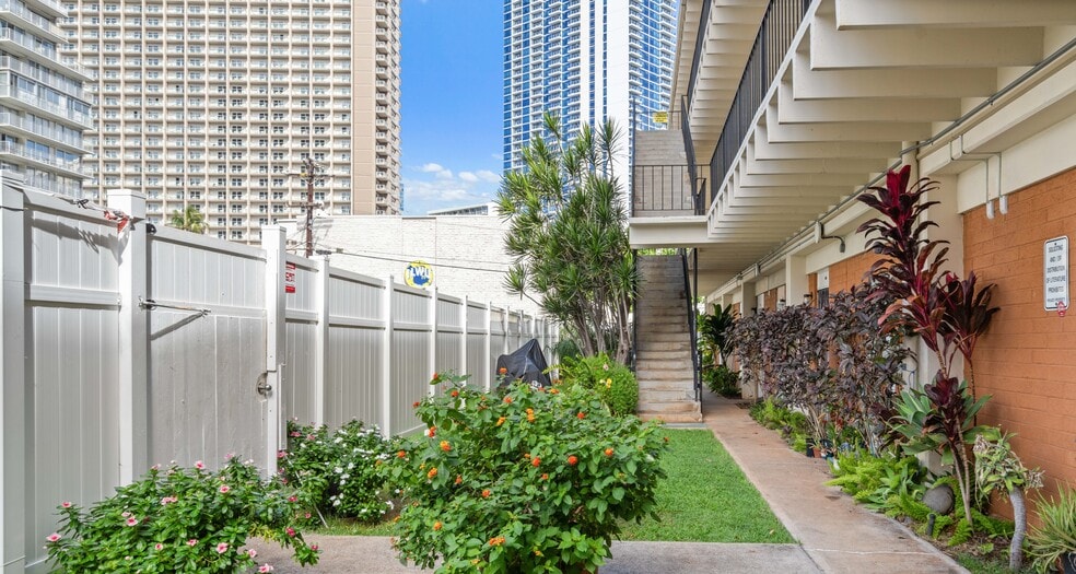 More Photos Of 1909 Kahakai Dr, Honolulu Apartments For Sale
