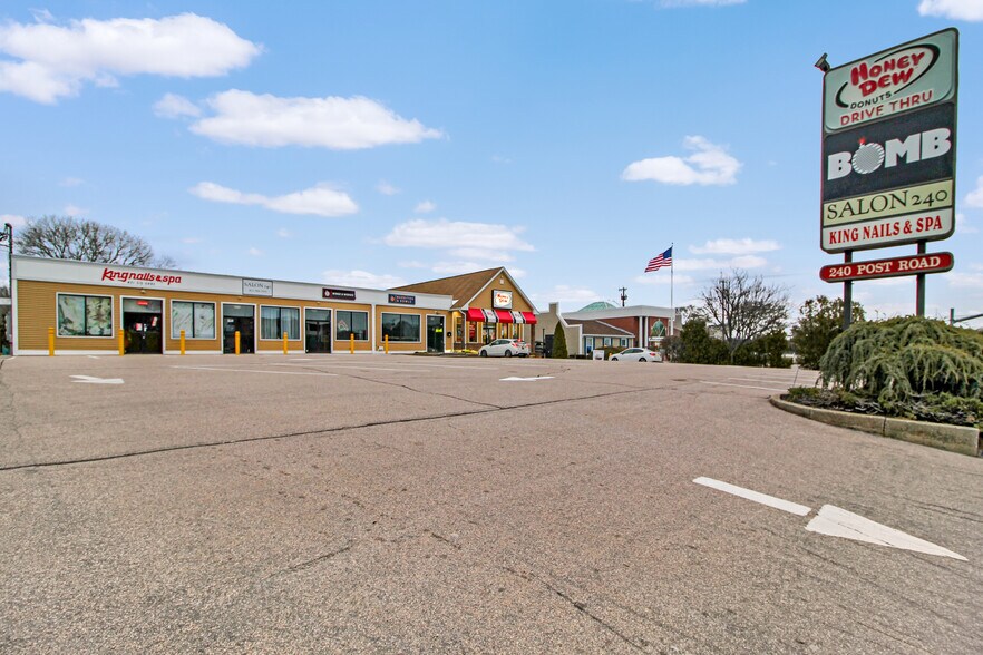 More Photos Of 240 Post Rd, Westerly Storefront Retail Office For Lease