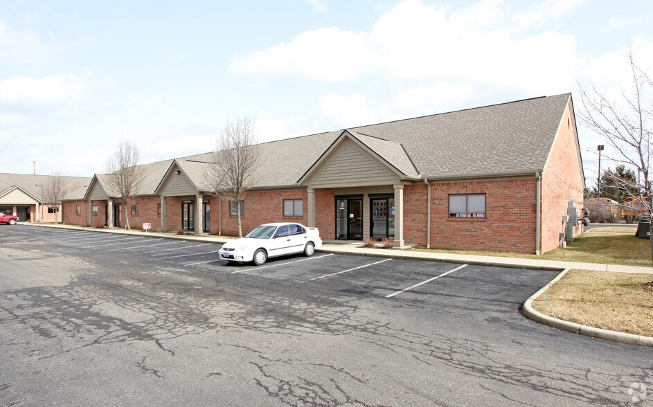 Primary Photo Of 8880-8904 Commerce Loop Dr, Columbus Office For Lease