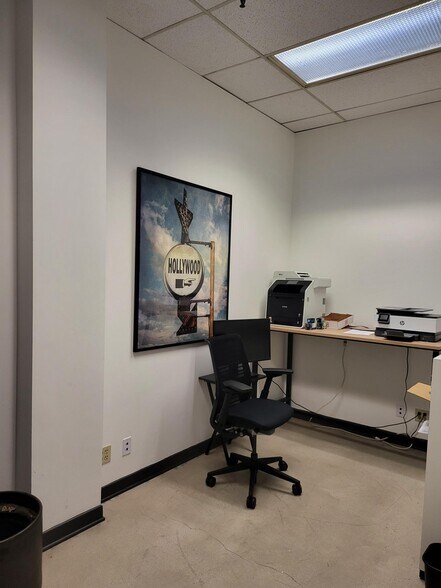 More Photos Of 3000 N Hollywood Way, Burbank Office For Lease