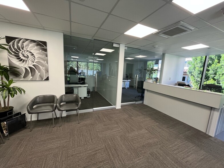 More Photos Of 3397 Barham Blvd, Los Angeles Loft Creative Space For Lease