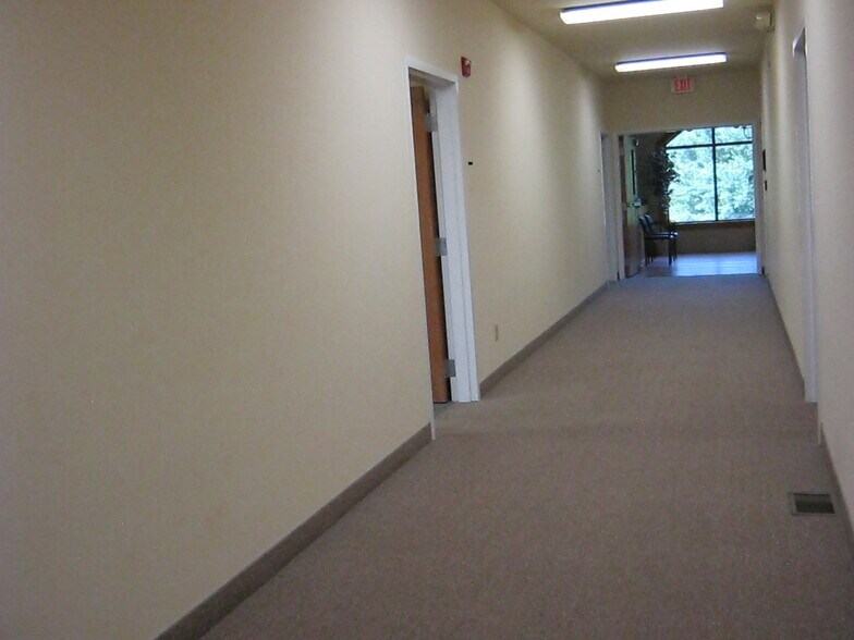 More Photos Of 8133 Easton Rd, Ottsville Self Storage For Lease
