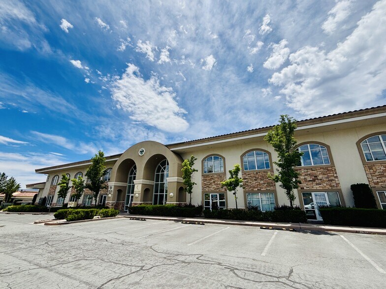 More Photos Of 645 Sierra Rose Dr, Reno Medical For Lease