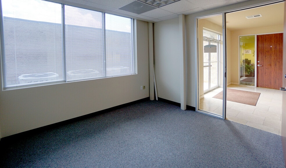 More Photos Of 7701 San Felipe Blvd, Austin Office For Sale