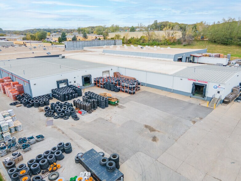 More Photos Of 4350 McKinley St, Omaha Manufacturing For Lease