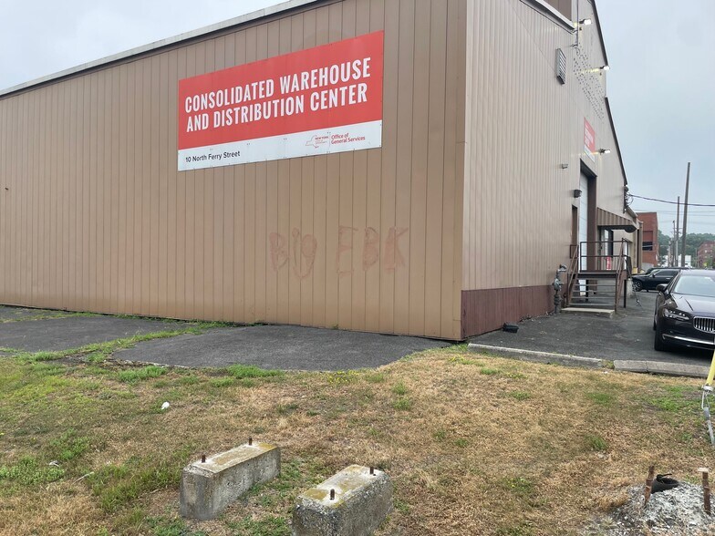More Photos Of 10 N Ferry St, Albany Warehouse For Sale