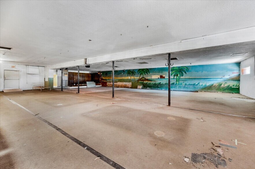 More Photos Of 624 Park Blvd, Orange Cove General Retail For Sale