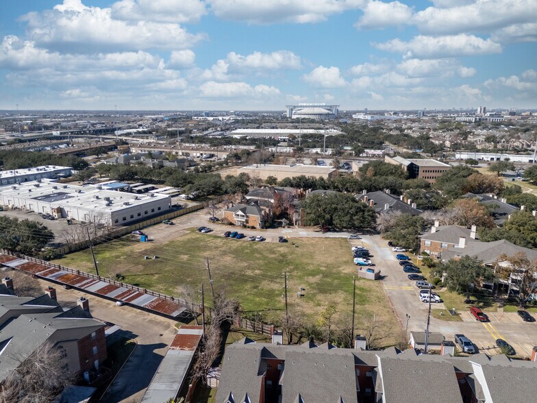 More Photos Of 2626 Holly Hall St, Houston Land For Sale