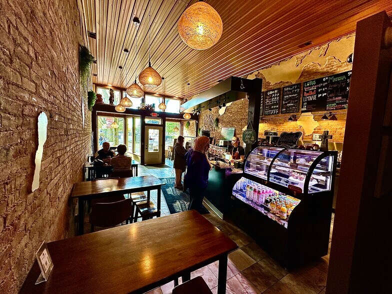 More Photos Of 124 N Main St, Lima Specialty For Sale