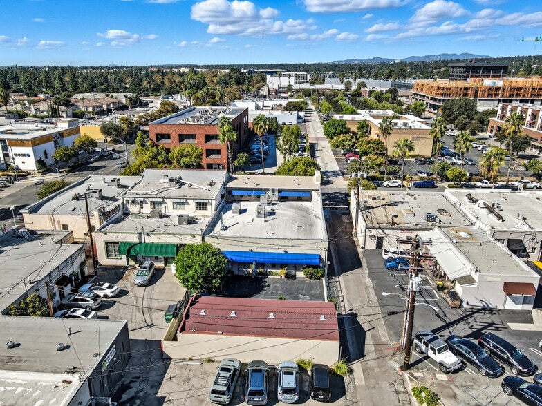 More Photos Of 16 N 1st Ave, Arcadia General Retail For Sale