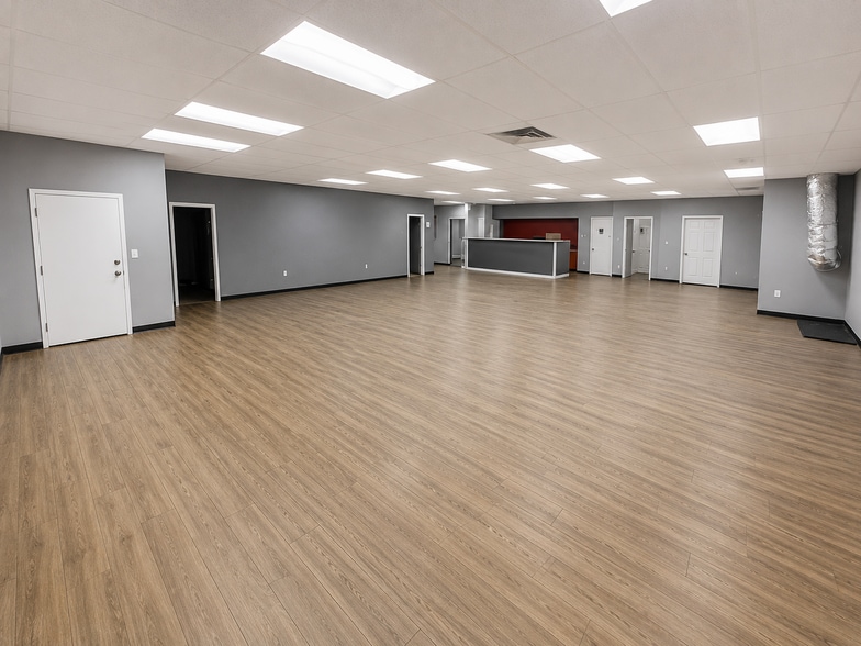 More Photos Of 5904 Riggs Rd, Adelphi Unknown For Lease