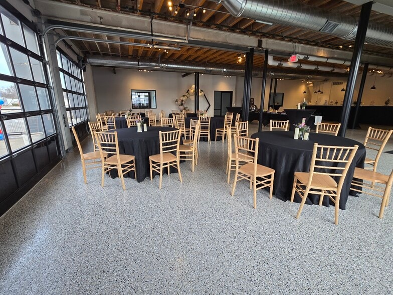 More Photos Of 125 E State St, Cherry Valley Restaurant For Lease