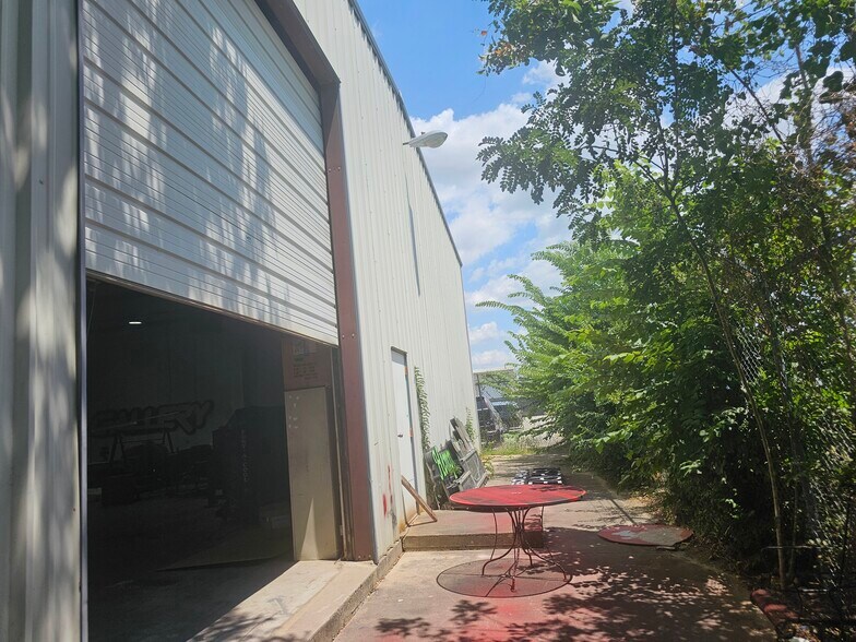 More Photos Of , Dallas Unknown For Sale