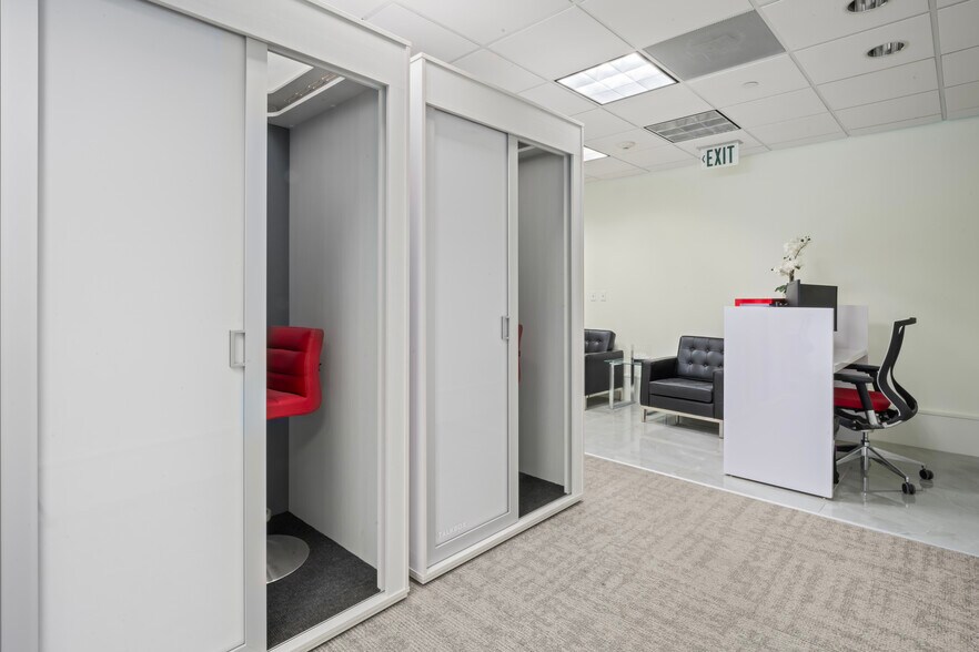 More Photos Of 1200 Brickell Ave, Miami Office For Sale