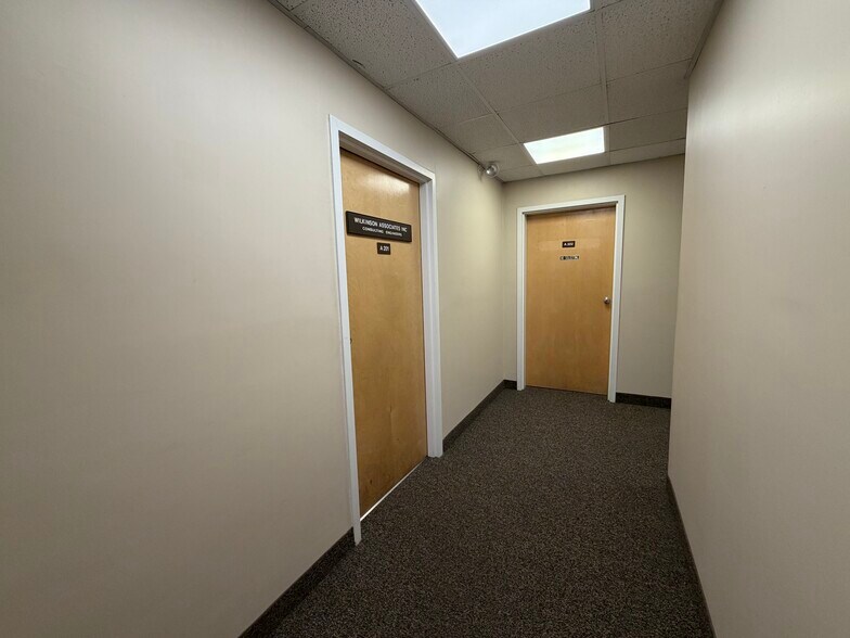 More Photos Of 615 Jefferson Blvd, Warwick Office For Sale