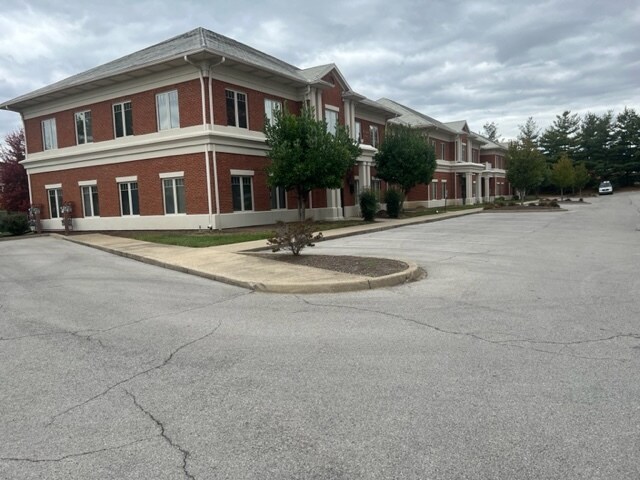 More Photos Of 1700 Ups Dr, Louisville Office For Sale