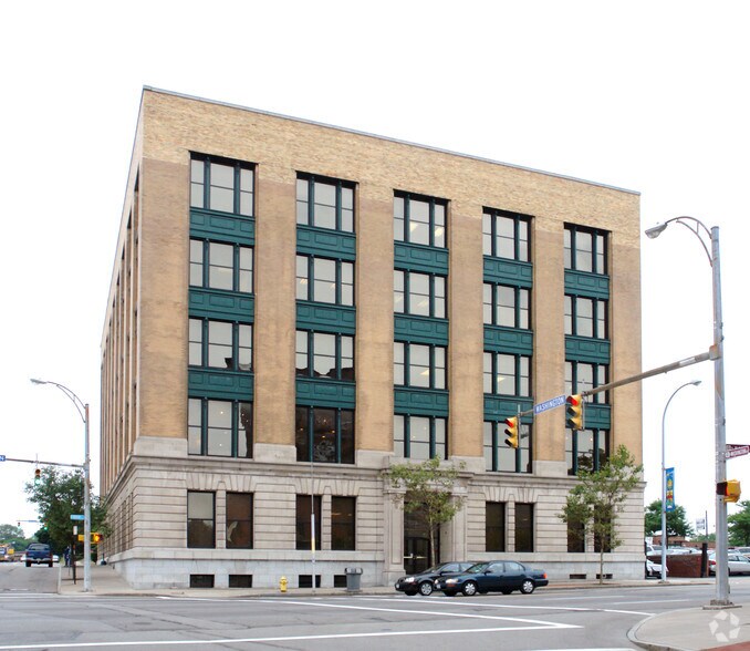 More Photos Of 155 W Main St, Rochester Office For Lease