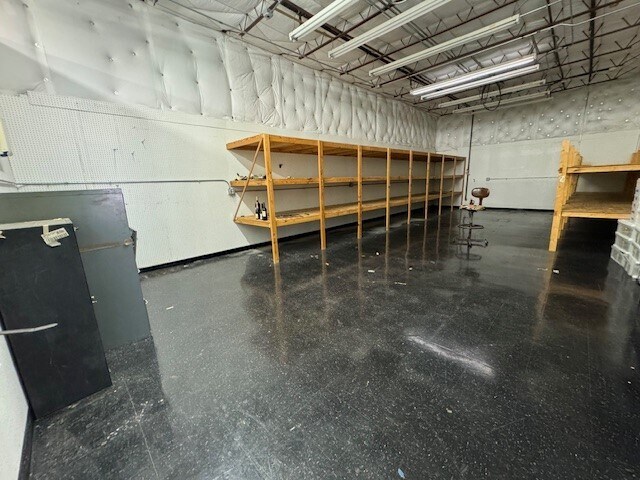 More Photos Of 813 Morrow St, Austin Flex For Lease