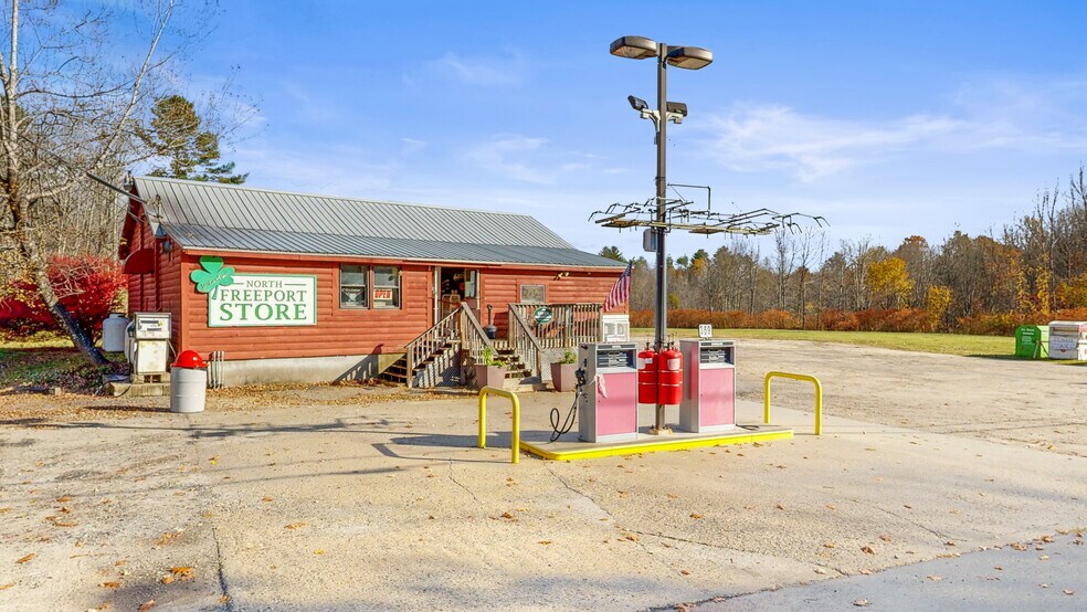 More Photos Of 130 Wardtown Rd, Freeport General Retail For Sale