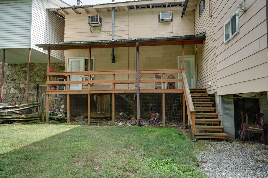 More Photos Of 3074 Old Cullowhee Rd, Cullowhee Apartments For Sale