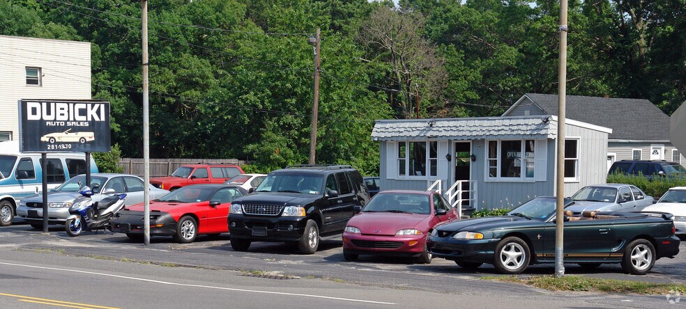 More Photos Of 1540 Montauk Hwy, Mastic General Retail For Sale