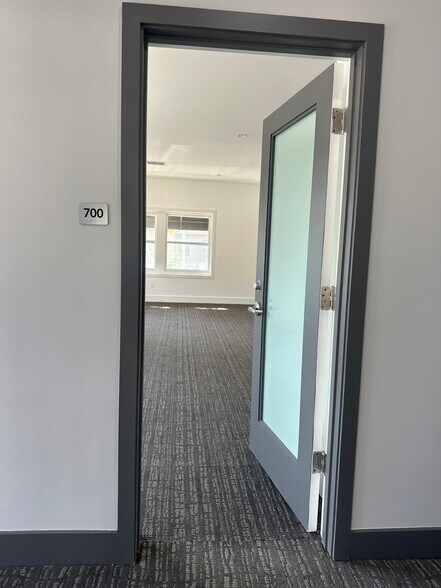 More Photos Of 7201-7213 Santa Monica Blvd, West Hollywood Storefront Retail Office For Lease