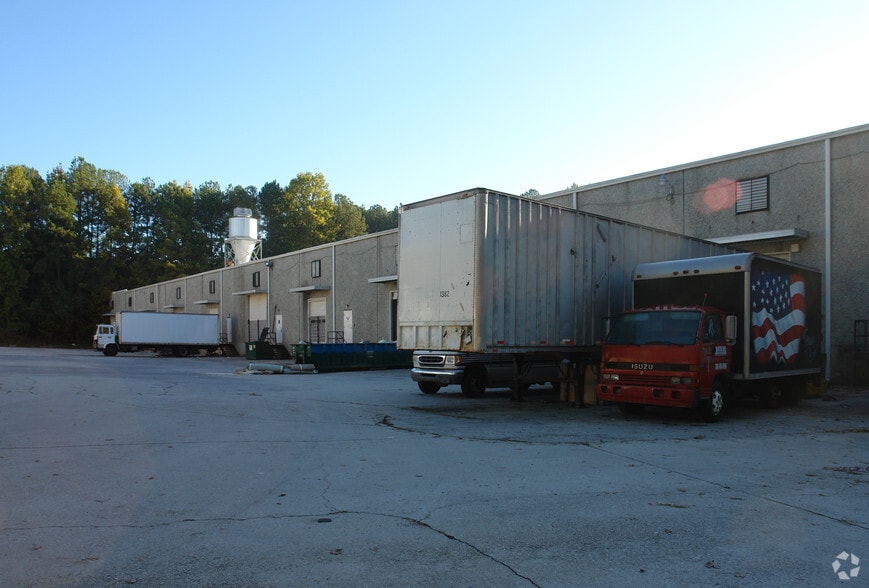 More Photos Of 6481 Peachtree Industrial Blvd, Atlanta Distribution For Lease