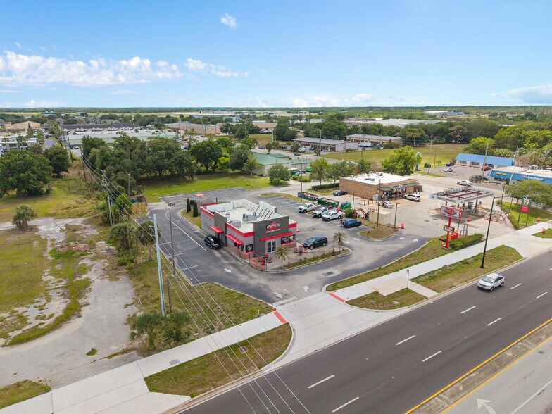More Photos Of 3250 W Vine St, Kissimmee General Retail For Sale