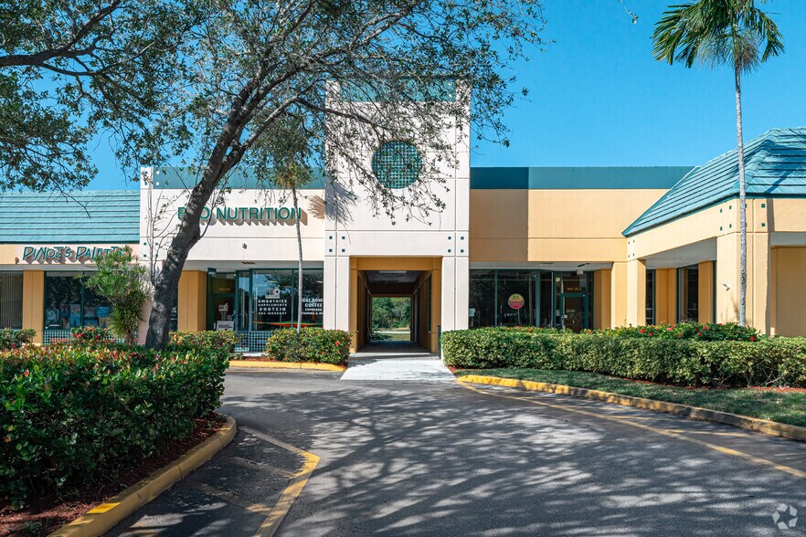 More Photos Of 7401-7491 N Federal Hwy, Boca Raton Unknown For Lease