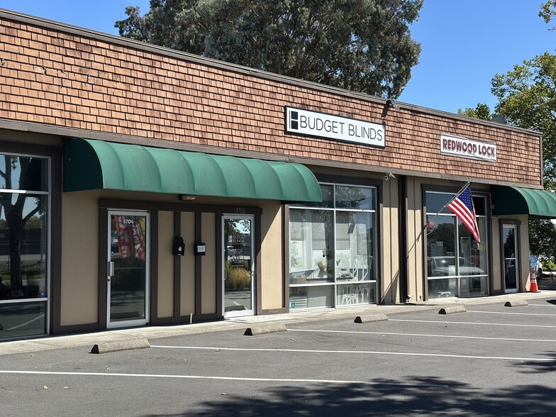 More Photos Of 5700-5708 Commerce Blvd, Rohnert Park Storefront Retail Office For Lease