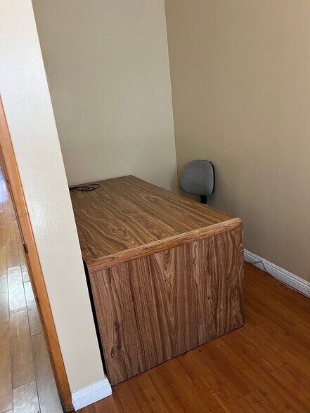 More Photos Of 13175 Paramount Blvd, South Gate Office For Sale