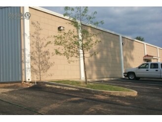 More Photos Of 766 Industrial Park Dr, Evans Warehouse For Lease