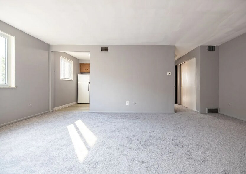 More Photos Of 1101 Broadway St, East McKeesport Apartments For Sale