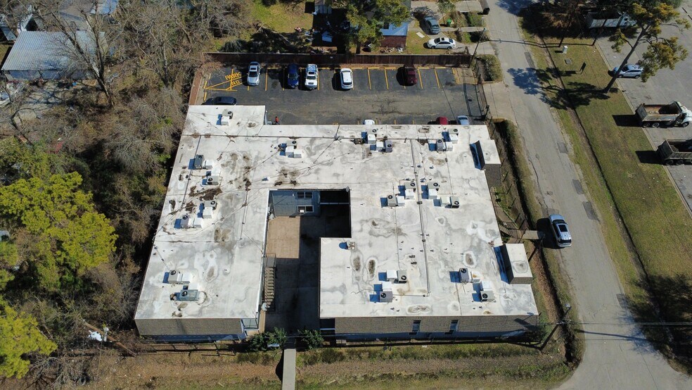 More Photos Of 9100 Dodson St, Houston Apartments For Sale