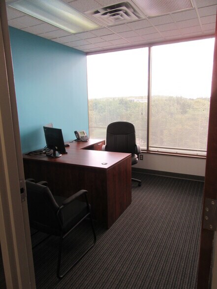 More Photos Of 190 Brodhead Rd, Bethlehem Office For Lease