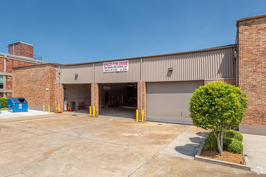 More Photos Of 2301 Julia St, New Orleans Warehouse For Lease