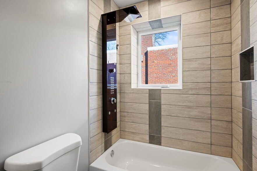 More Photos Of 4535 Avondale St, Bethesda Apartments For Sale